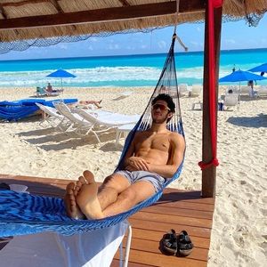 Meet your Posher, Vincent